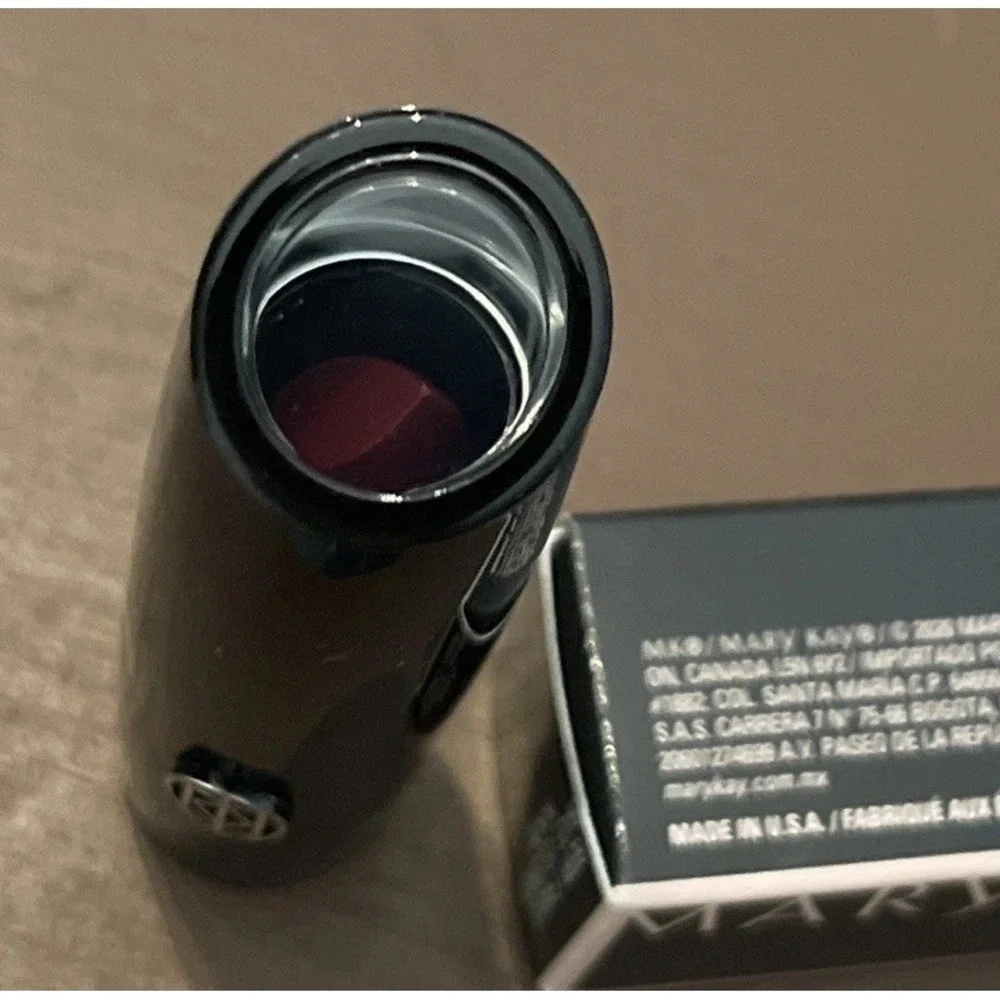 MARY KAY GEL SEMI‎ MATTE LIPSTICK 141478 BERRY FAMOUS FULL SIZE 0.13 Oz NEW